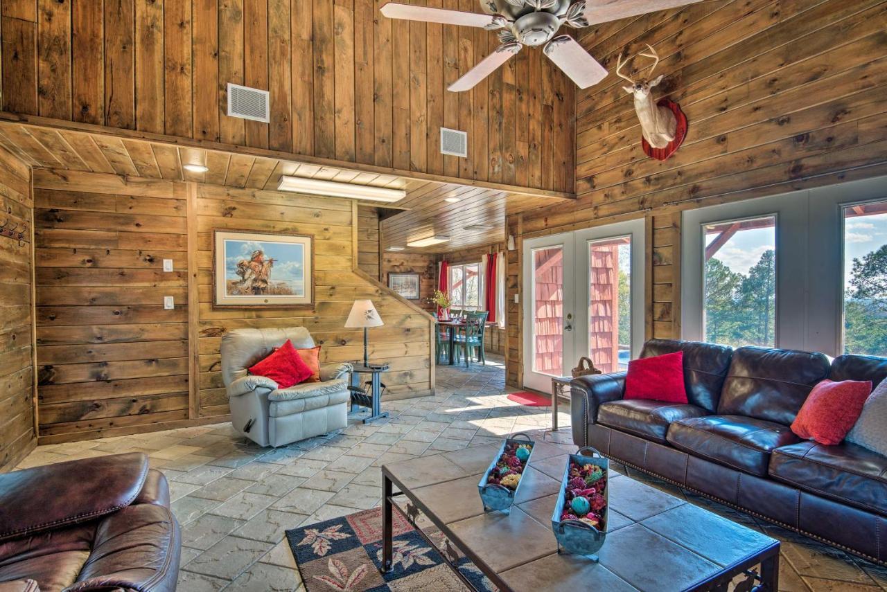 Broken Bow Mountaintop Home With Hot Tub! 외부 사진