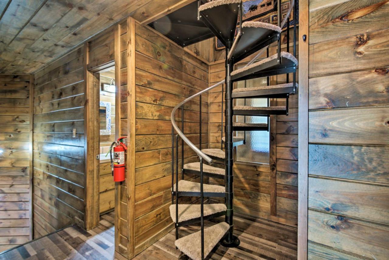 Broken Bow Mountaintop Home With Hot Tub! 외부 사진