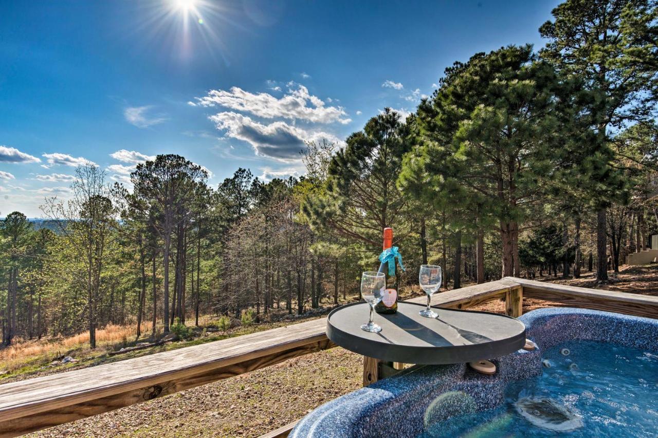 Broken Bow Mountaintop Home With Hot Tub! 외부 사진